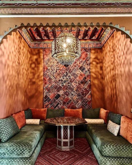Azaly Luxe Art Deco A Marrakech Villa